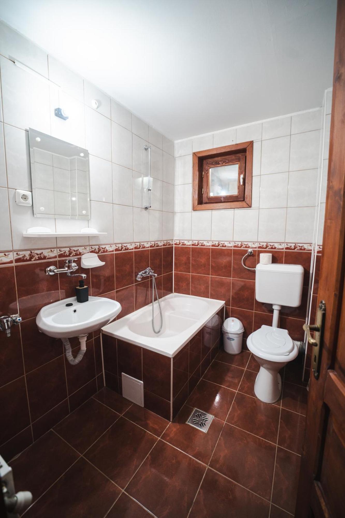 Villa Csaloka Kulcsoshaz Harghita-Băi Esterno foto